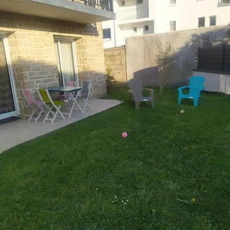 Schumann Jardin Apartman